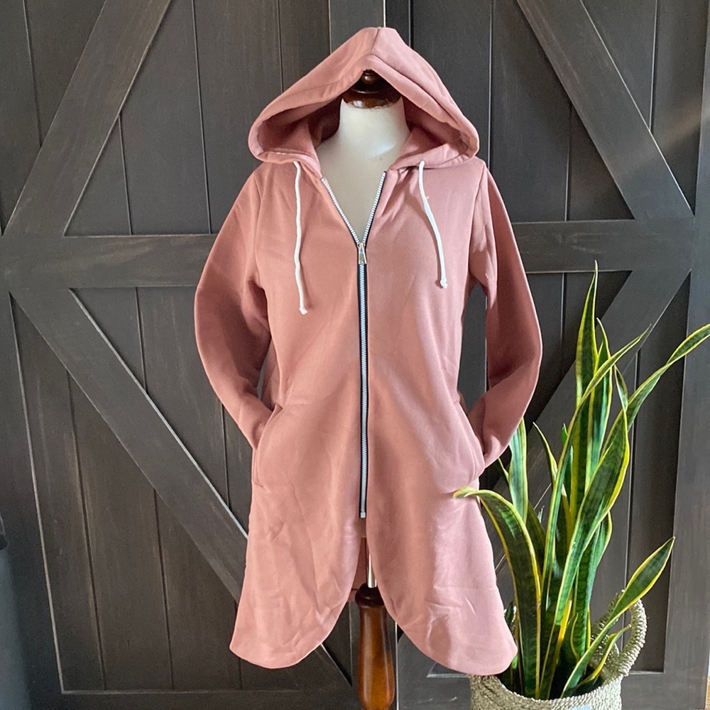 Exclusive Large mauve pedal soft NWT Long zip up hoodie